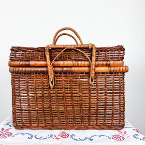 Vintage 60s Wicker Picnic Basket  Lock Handle Large Picnic Basket Nursery Holder